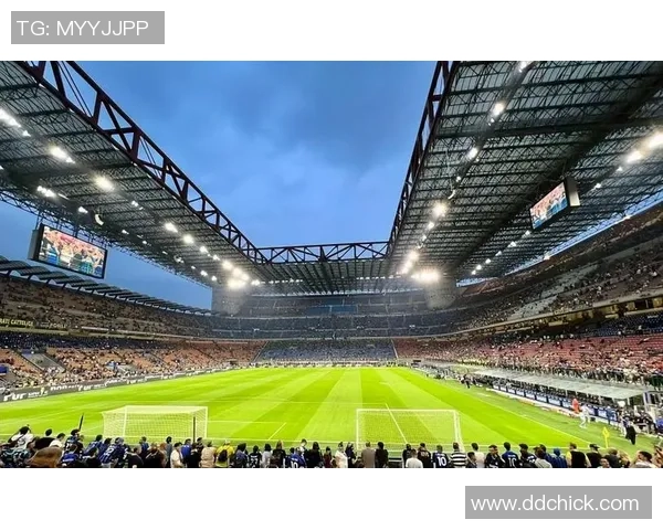 苏神荣耀再燃绿茵赛场见证传奇射手不老神话